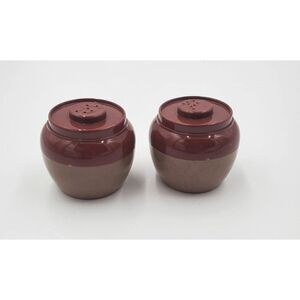 Vintage Plastic Salt & Pepper Shakers Barrels Brown Admiration Made In USA